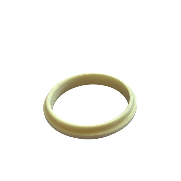 Vintage Cream Plastic Bangle Bracelet 7.75 inches 0.5 inch Wide - Picture 2 of 3